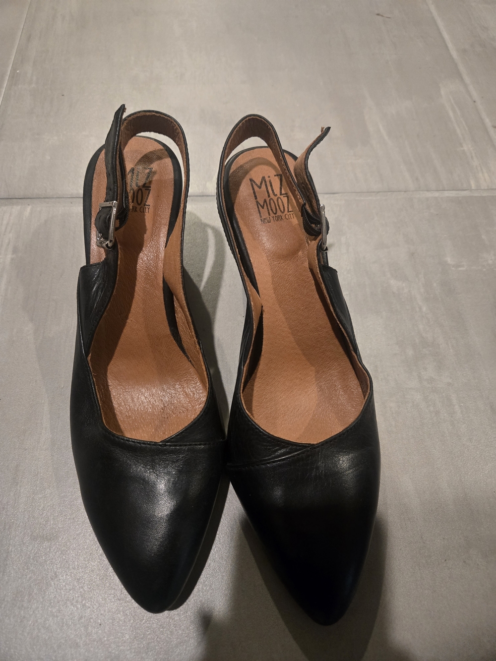 Miz Mooz Black Leather Slingback Pointed-Toe Pumps Size 11